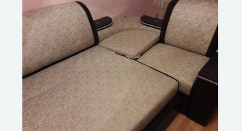 Химчистка углового дивана. Трехгорный